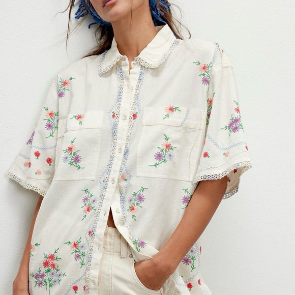 FP We The Free Emma Embroidered Button Front Floral Top in Tofu Combo Sz Large - Picture 3 of 11